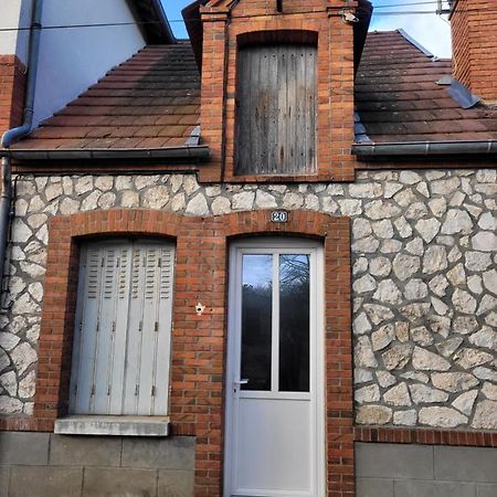 Petite Maison A 萨尔布里 外观 照片