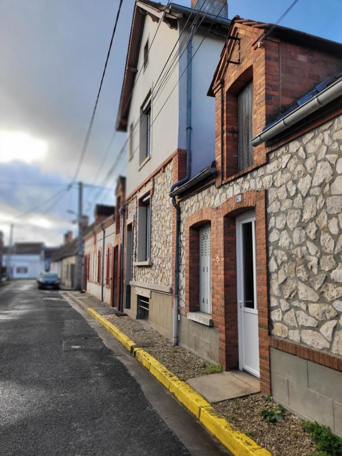 Petite Maison A 萨尔布里 外观 照片
