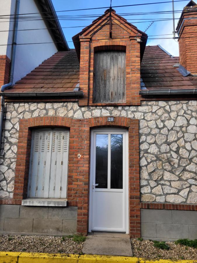 Petite Maison A 萨尔布里 外观 照片